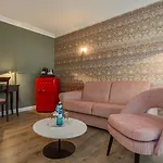 Strandhotel Mit Soleaussenpool 30 Grad 4*