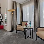 Hotel Strandhotel Mit Soleaussenpool 30 Grad Heringsdorf