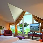 Strandhotel Mit Soleaussenpool 30 Grad 호텔