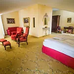 Strandhotel Mit Soleaussenpool 30 Grad Hotel Heringsdorf