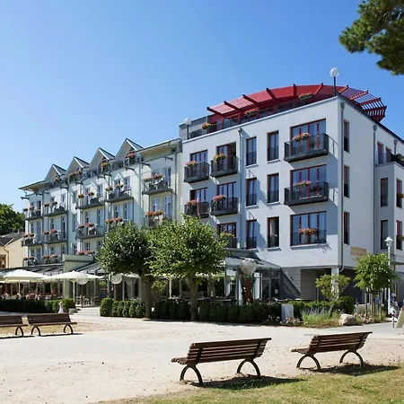 호텔 Strandhotel Mit Soleaussenpool 30 Grad