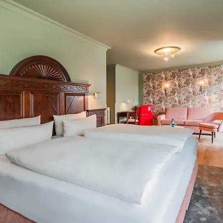 Strandhotel Heringsdorf (Usedom)