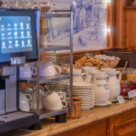 Strandhotel Hotel 4*