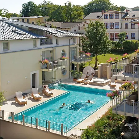 Hotel Strandhotel Mit Soleaussenpool 30 Grad Heringsdorf (Usedom)
