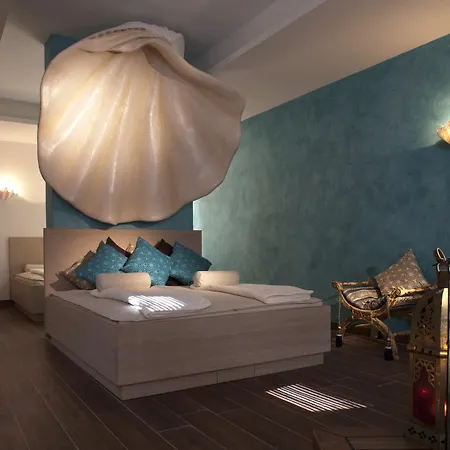 Strandhotel Mit Soleaussenpool 30 Grad 호텔 4*