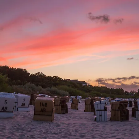 Strandhotel Mit Soleaussenpool 30 Grad 4*