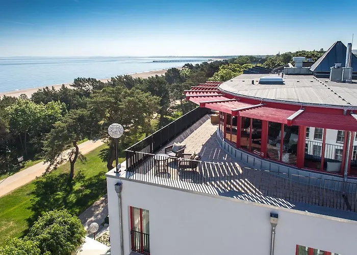 Strandhotel Mit Soleaussenpool 30 Grad Szálloda 4*