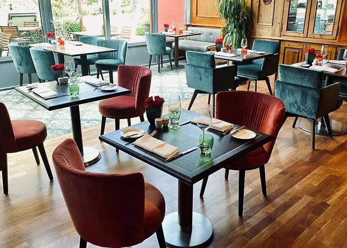 Hotel Strandhotel Mit Soleaussenpool 30 Grad 4*