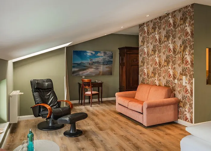 Strandhotel Mit Soleaussenpool 30 Grad Hotel