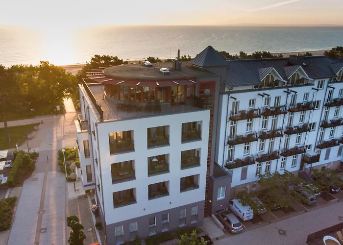 Hotel Strandhotel Mit Soleaussenpool 30 Grad