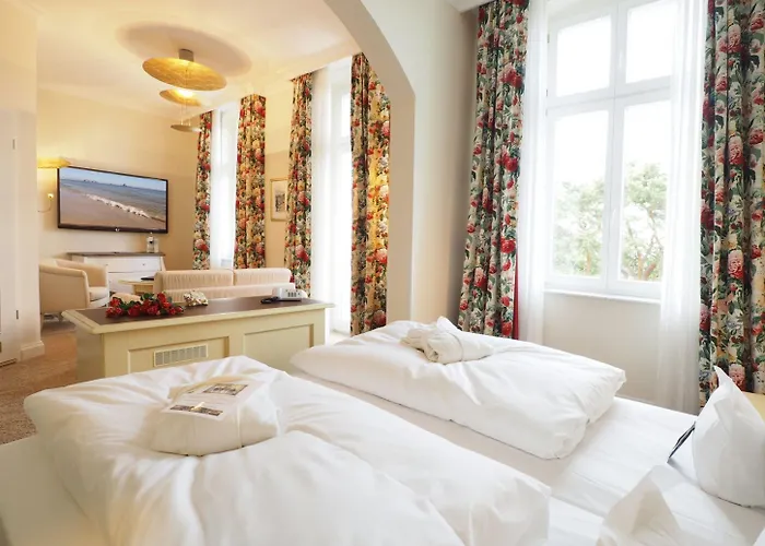 Strandhotel Mit Soleaussenpool 30 Grad Heringsdorf (Usedom)