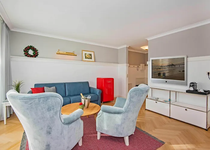 Strandhotel Mit Soleaussenpool 30 Grad 4*