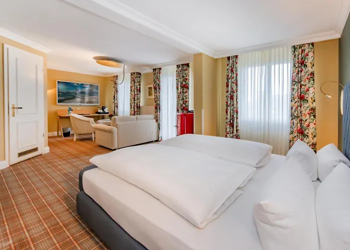 Strandhotel Mit Soleaussenpool 30 Grad