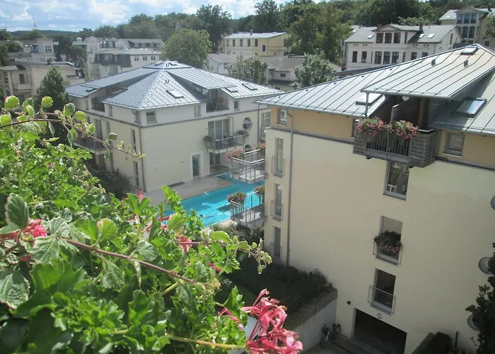 Hotel Strandhotel Mit Soleaussenpool 30 Grad