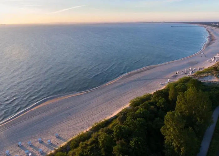 Strandhotel Mit Soleaussenpool 30 Grad 4*